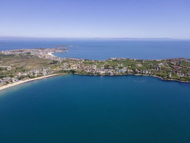 Bulgaristan 'ın Burgaz Bölgesi Smokinya Sahili yakınlarındaki Karadeniz kıyılarının hava manzarası