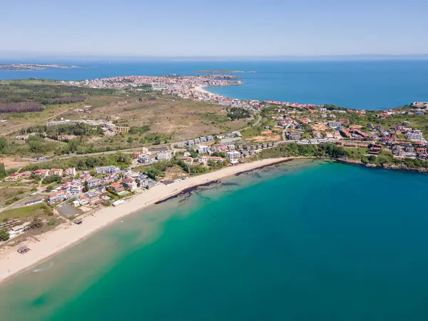 Bulgaristan 'ın Burgaz Bölgesi Smokinya Sahili yakınlarındaki Karadeniz kıyılarının hava manzarası