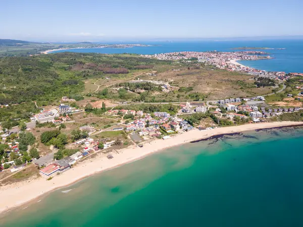 Bulgaristan 'ın Burgaz Bölgesi Smokinya Sahili yakınlarındaki Karadeniz kıyılarının hava manzarası