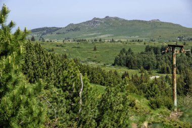 Bulgaristan 'ın Vitosha Dağı' nın Muhteşem Bahar Panoraması