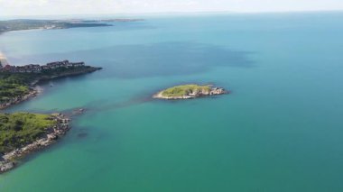 Karadeniz kıyısına ait hava manzarası, Bulgaristan 'ın Burgaz Bölgesi Arkutino bölgesini temizledi 