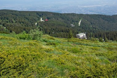 Bulgaristan 'ın Vitosha Dağı' nın Muhteşem Bahar Panoraması