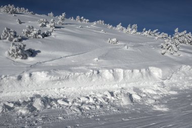 Bulgaristan 'ın Musala zirvesi yakınlarındaki Rila Dağı' nın İnanılmaz Kış Manzarası