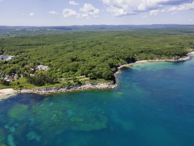 Bulgaristan 'ın Burgaz Bölgesi' ndeki Atliman Sahili ve Kiten yakınlarındaki Karadeniz Sahil manzarası