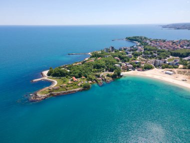 Bulgaristan 'ın Burgaz Bölgesi' ndeki Atliman Sahili ve Kiten yakınlarındaki Karadeniz Sahil manzarası