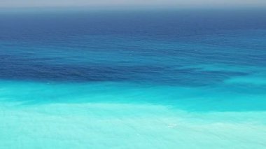 Yunanistan 'ın İyon Adaları' ndaki Egremni Sahili yakınlarındaki Lefkada Sahili 'nin Muhteşem Panoraması