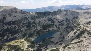 Bulgaristan 'ın Banderitsa Bölgesi yakınlarındaki Pirin Dağı' nın şaşırtıcı hava manzarası