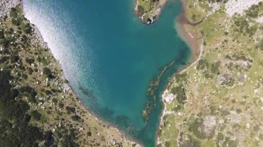 Bulgaristan 'ın Banderitsa Bölgesi yakınlarındaki Pirin Dağı' nın şaşırtıcı hava manzarası