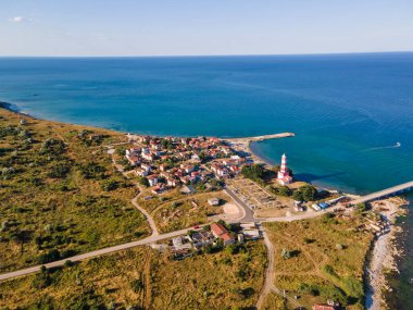 Bulgaristan 'ın Dobrich Bölgesi' ndeki Şabla Burnu yakınlarındaki Karadeniz kıyılarının hava manzarası