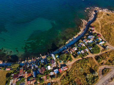 Bulgaristan 'ın Dobrich Bölgesi' ndeki Şabla Burnu yakınlarındaki Karadeniz kıyılarının hava manzarası