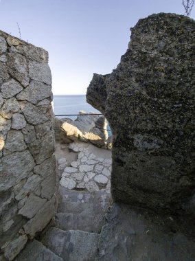 Bulgaristan 'ın Kaliakra Burnu, Dobrich Bölgesi' ndeki Karadeniz kıyısı ve Antik kalıntıları