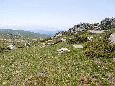 Bulgaristan 'ın Vitosha Dağı' nın Muhteşem Bahar Panoraması