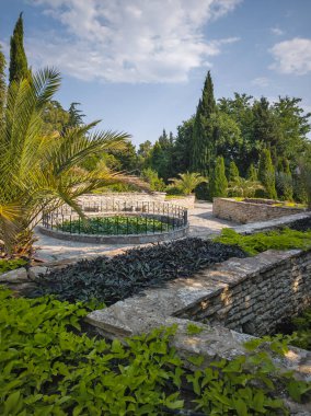 Bulgaristan 'ın Dobrich bölgesinin Balchik kentindeki Botanik Bahçesi' nin inanılmaz manzarası