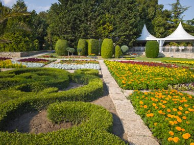 Bulgaristan 'ın Dobrich bölgesinin Balchik kentindeki Botanik Bahçesi' nin inanılmaz manzarası