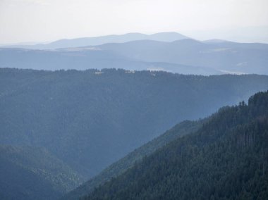 Bulgaristan 'ın Granchar Gölü yakınlarındaki Rila Dağı' nın İnanılmaz Yaz Manzarası