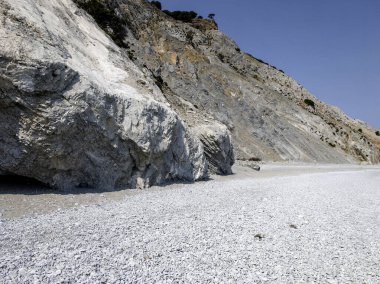 Lalaria Beach, Sporades, Thessaly, Yunanistan yakınlarındaki Skiathos Adası Sahil Çizgisi Panoraması