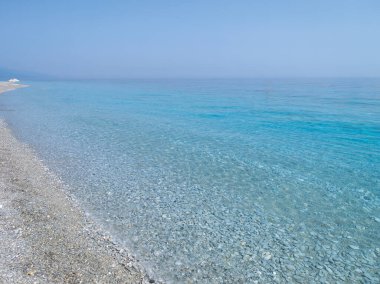 Lalaria Beach, Sporades, Thessaly, Yunanistan yakınlarındaki Skiathos Adası Sahil Çizgisi Panoraması