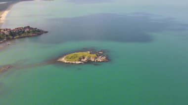 Karadeniz kıyısına ait hava manzarası, Bulgaristan 'ın Burgaz Bölgesi Arkutino bölgesini temizledi 