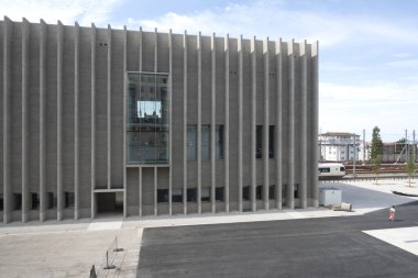 LAUSANNE, SWitzERLAND - 18 Haziran 2023: Tipik Lozan şehri, Vaud Kantonu, İsviçre