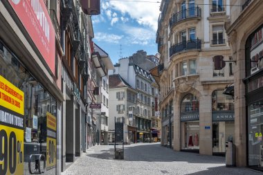 LAUSANNE, SWitzERLAND - 18 Haziran 2023: Tipik Lozan şehri, Vaud Kantonu, İsviçre