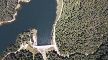 Toshkov Chark Reservoir 'in Hava Arazisi, Pazardzhik Bölgesi, Bulgaristan