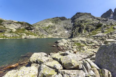 Rila Dağı inanılmaz manzara yakın korkunç göl, Bulgaristan