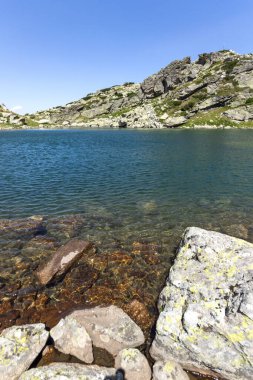 Rila Dağı inanılmaz manzara yakın korkunç göl, Bulgaristan