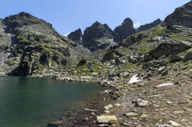 Rila Dağı inanılmaz manzara yakın korkunç göl, Bulgaristan
