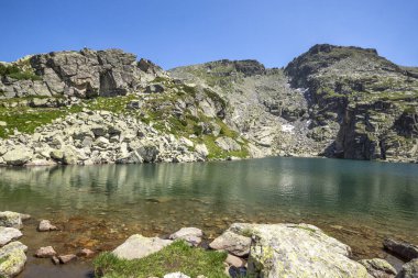 Rila Dağı inanılmaz manzara yakın korkunç göl, Bulgaristan