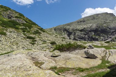 Rila Dağı inanılmaz manzara yakın korkunç göl, Bulgaristan