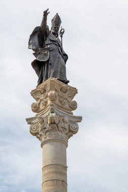 LECCE, İtalya - 12 Mayıs 2024: İtalya 'nın Apulia Bölgesi' ndeki Eski Lecce kasabasının muhteşem manzarası