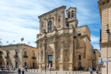 LECCE, İtalya - 12 Mayıs 2024: İtalya 'nın Apulia Bölgesi' ndeki Eski Lecce kasabasının muhteşem manzarası