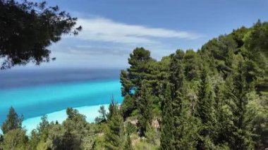 Yunanistan 'ın İyon Adaları' ndaki Egremni Sahili yakınlarındaki Lefkada Sahili 'nin Muhteşem Panoraması