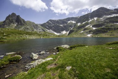 Bulgaristan 'ın Yedi Rila Gölü yakınlarındaki Rila Dağı' nın Şaşırtıcı Panoraması