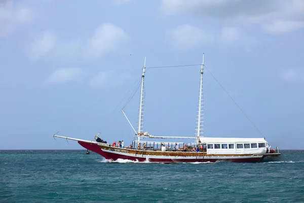 Oranjestad Aruba Marca 2022 Statek Monforte Iii Oferujący Luksusowe Laguny — Zdjęcie stockowe