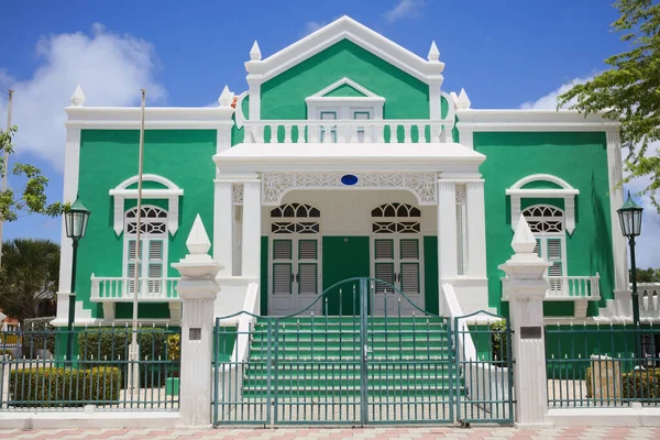 Oranjestad Aruba Lipiec 2022 Ratusz Mieszczący Cywilną Rejestrację Arubie Popularne — Zdjęcie stockowe