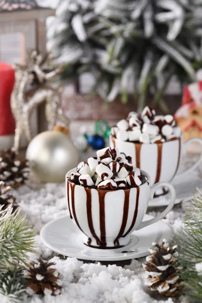 Hot Chocolate Marshmallows White Ceramic Mug Tangerines Snowy Table Concept — Foto de Stock