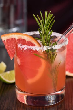  Pink Paloma is a great grapefruit and tequila cocktail recipe for any party.