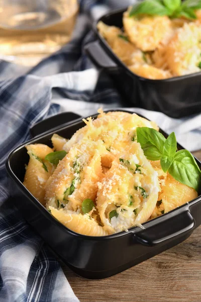 Pasta Conchiglioni Stuffed Spinach Ricotta Parmesan Baked — Stock Photo, Image