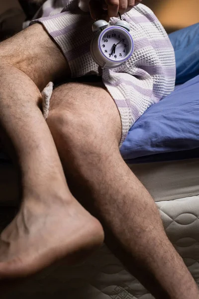 Uomo Irriconoscibile Accappatoio Una Sveglia Andropausa Menopausa Maschile Impotenza Concetto — Foto Stock