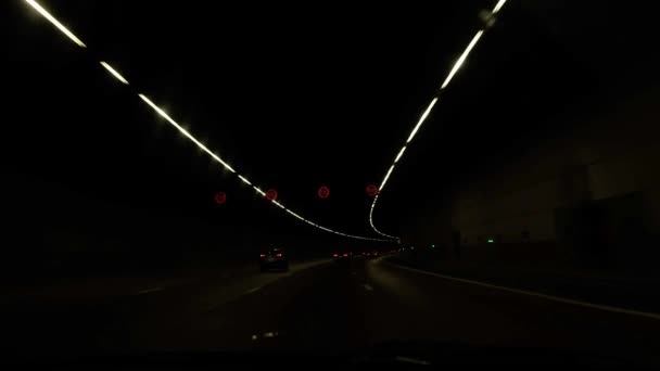 Rotterdam Nizozemsko Března 2023 Přesun Automobilů Temným Tunelem Města — Stock video