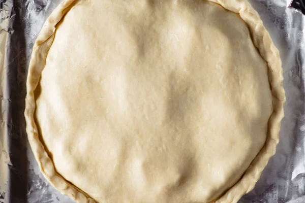 Making Closed Pie Raw Pie Baking Sheet Top View — Stock Photo, Image
