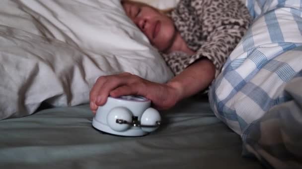 Woman Wakes Heavily Alarm Clock She Shaking Alarm Clock Severity — Stock Video