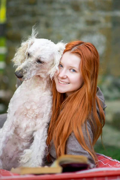 Cute Red Haired Girl Smiling Outdoors Dog Pets Woman Dog — Stock Photo, Image
