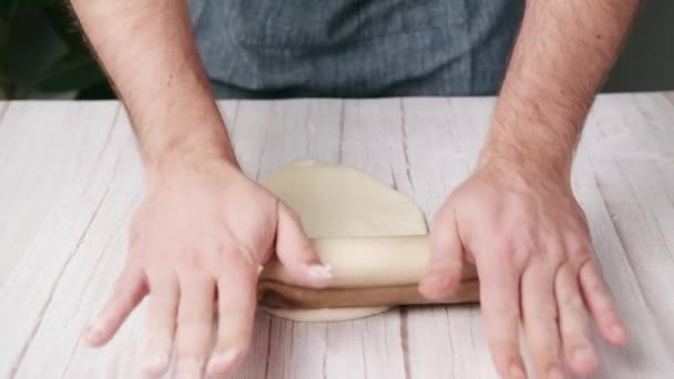 Préparation Pâtisserie Dérouler Pâte Avec Des Mains Habiles — Video
