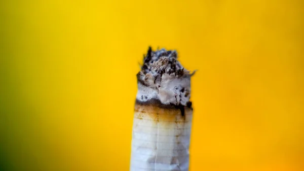 Sigaret Met Rook Uitsparing Gele Achtergrond — Stockfoto