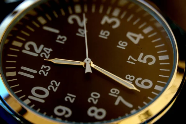 Nahaufnahme Der Armbanduhr Details Zeitkonzept — Stockfoto