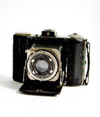 Ohri, Kuzey Makedonya - 25 Temmuz 2024: Gemany 'nin Stuttgard kentinde üretilen Vintage Kodak Duoa 620 kamera