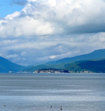 Makedonya 'da göl Prespa üzerinde ada Golem Grad.