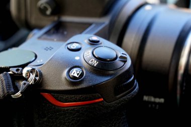 Üsküp, Makedonya 14 Haziran 2024 Nikon z kamerasına yakın çekim.